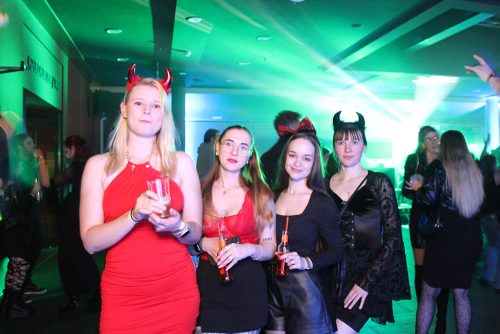 20251031 230424 928 IMG 0059