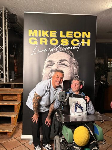 Foto-22.11.25-23-00-04