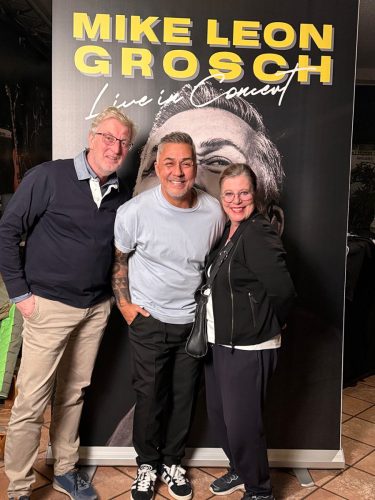 Foto-22.11.25-23-02-53