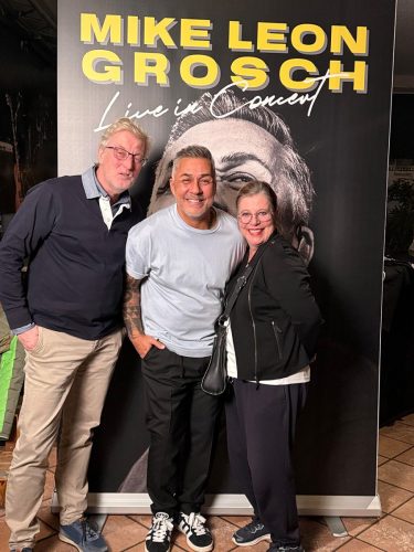 Foto-22.11.25-23-02-54