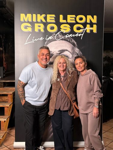 Foto-22.11.25-23-03-45