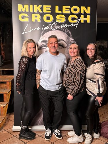 Foto-22.11.25-23-08-28