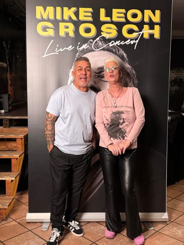 Foto-22.11.25-23-08-41