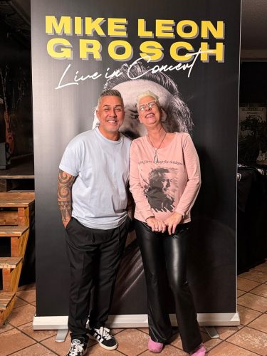 Foto-22.11.25-23-08-43