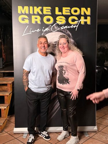 Foto-22.11.25-23-08-49