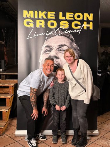 Foto-22.11.25-23-13-09