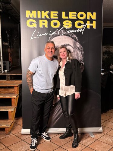 Foto-22.11.25-23-14-13