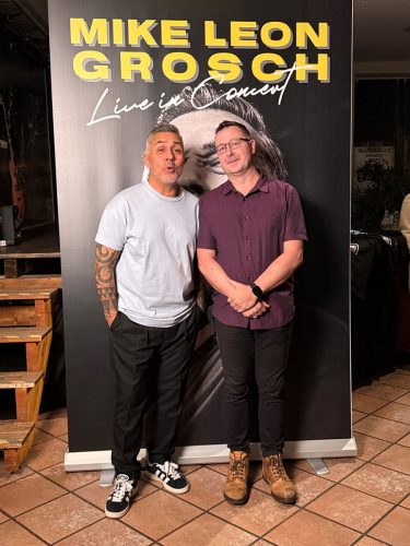 Foto-22.11.25-23-14-45