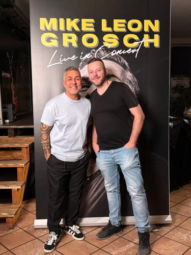 Foto-22.11.25-23-14-59