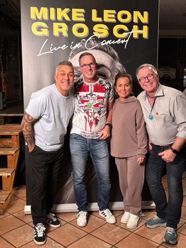 Foto-22.11.25-23-15-32