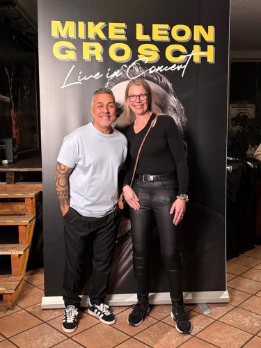 Foto-22.11.25-23-15-42