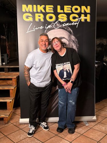 Foto-22.11.25-23-15-48