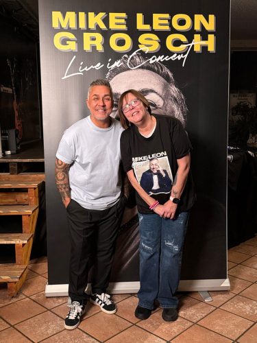 Foto-22.11.25-23-15-49