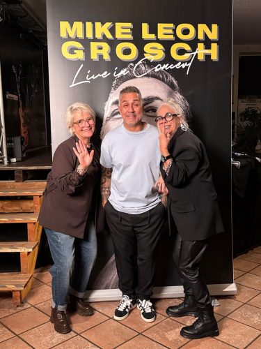 Foto-22.11.25-23-17-51