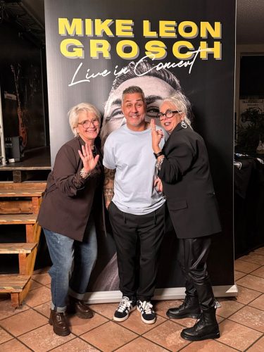 Foto-22.11.25-23-17-52