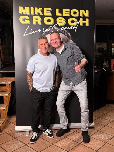 Foto-22.11.25-23-17-59