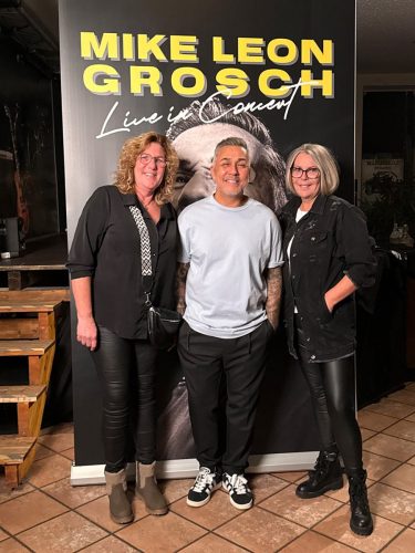 Foto-22.11.25-23-18-24