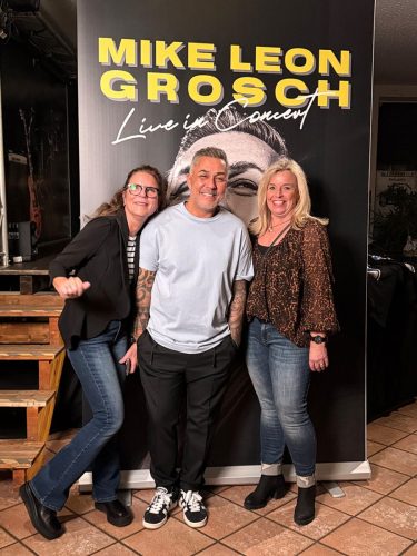 Foto-22.11.25-23-18-32