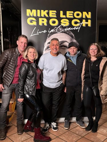 Foto-22.11.25-23-18-44